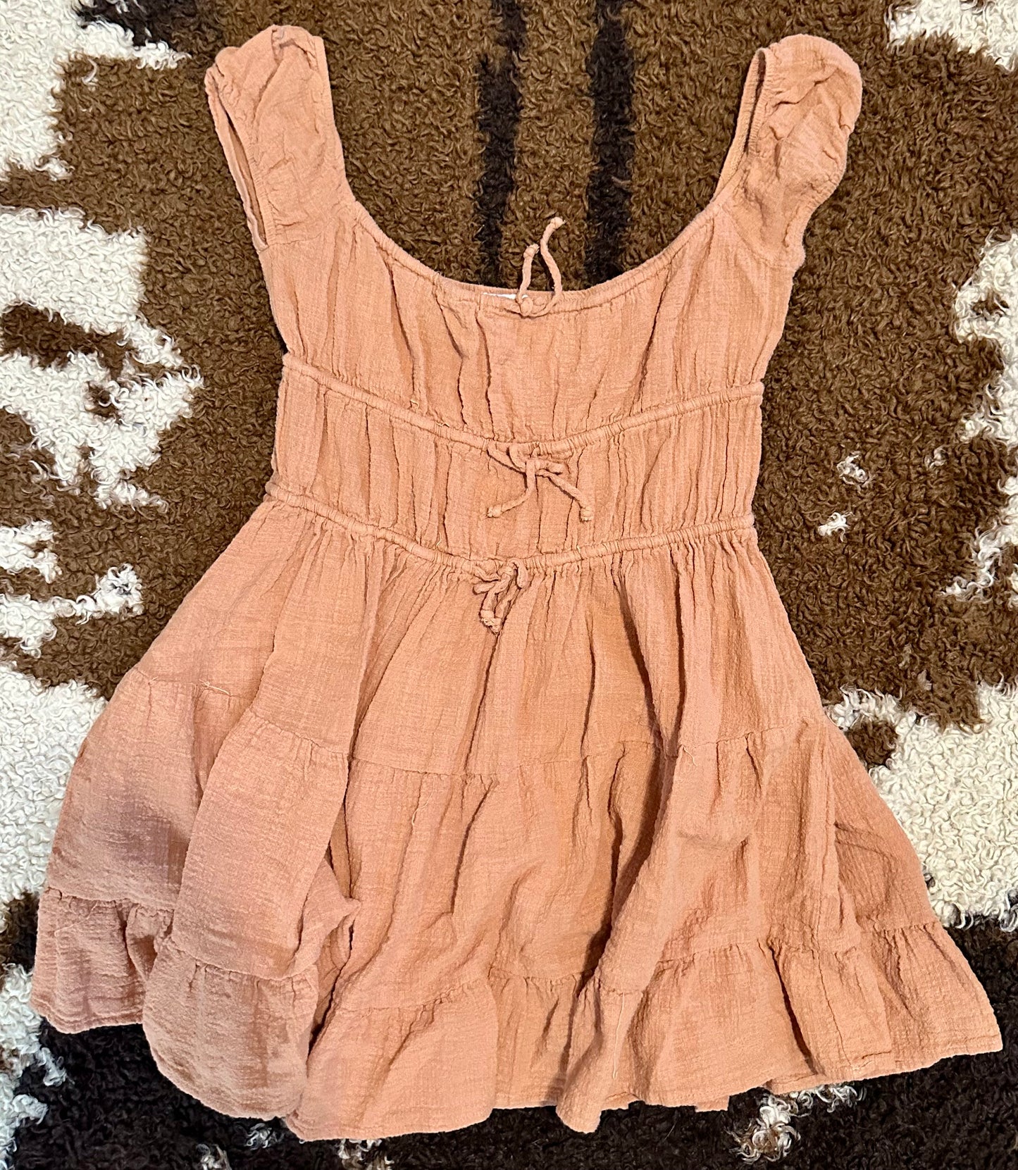 Girls/Teens Dress, Size Medium
