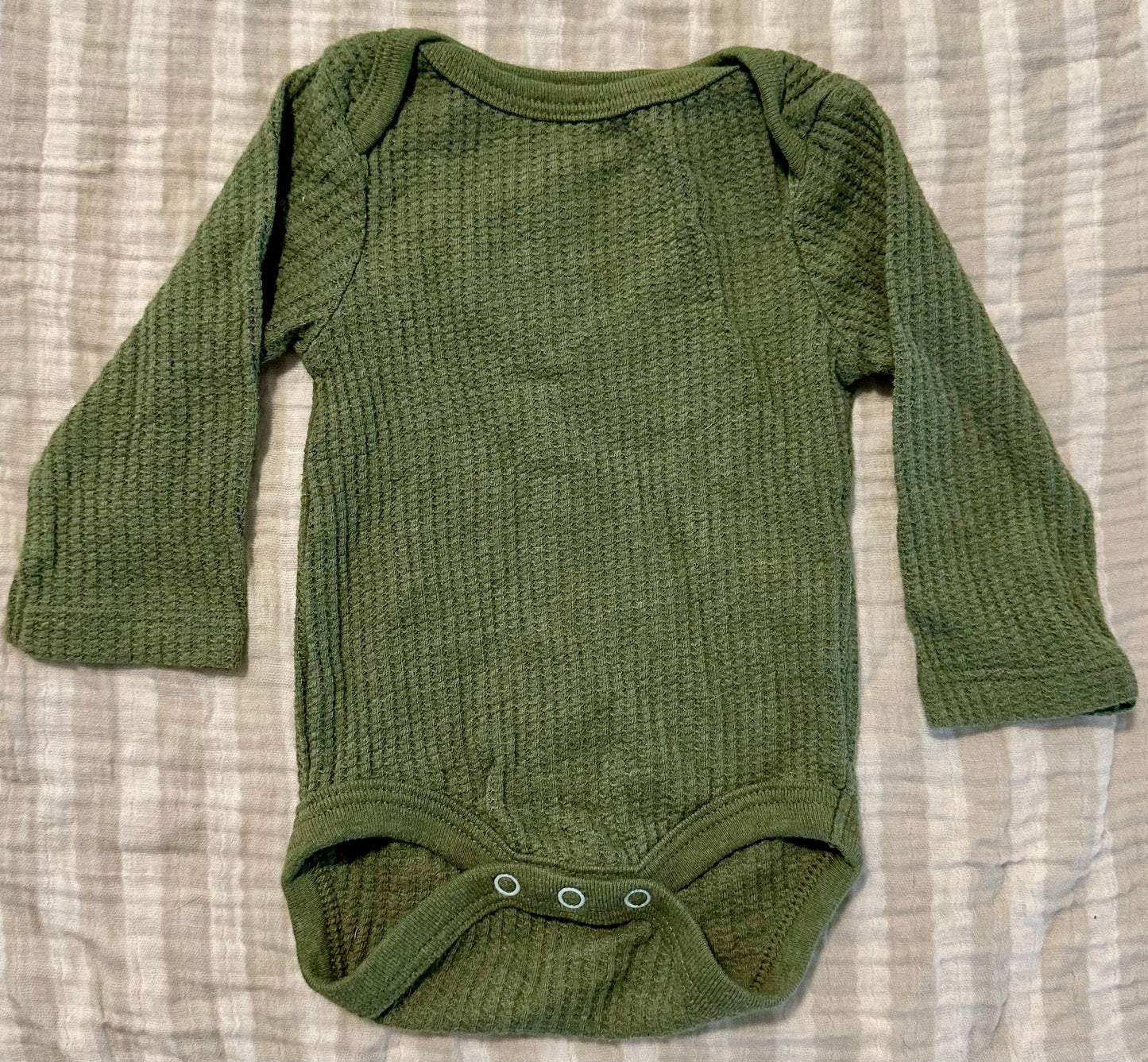 Green Cloud Island Onesie, Size Newborn