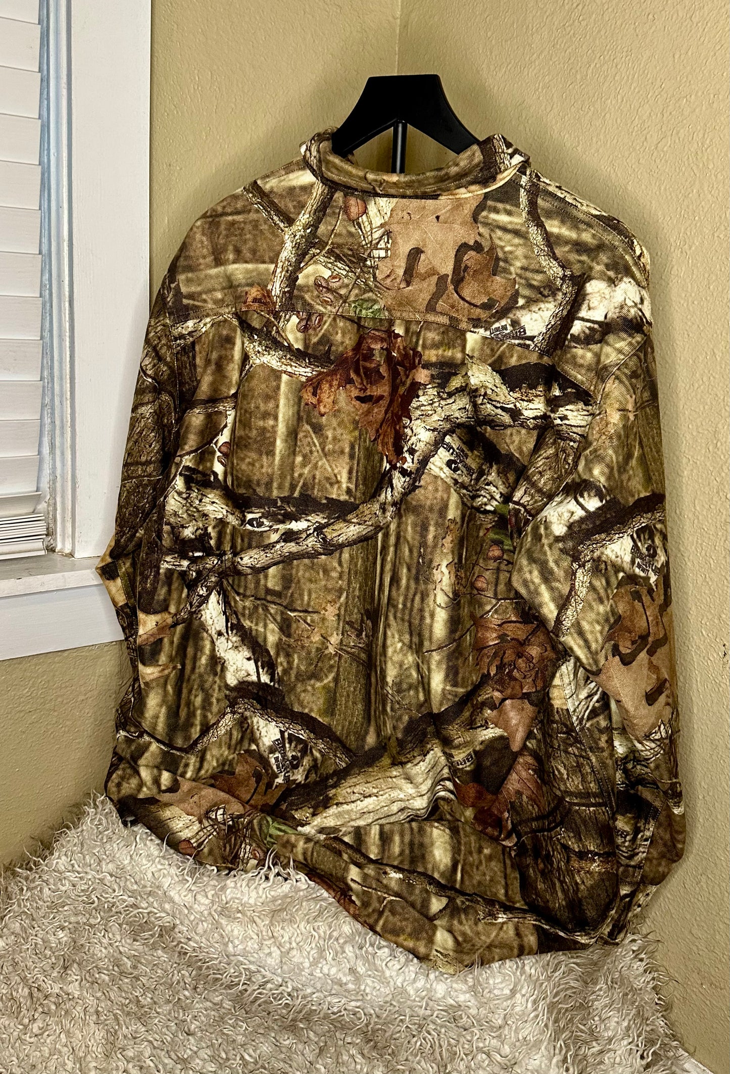 Cabela's Camo Button Up, Size Large