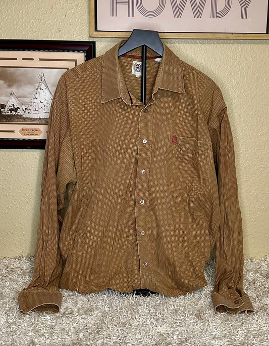 Cinch Button Up, Size XL