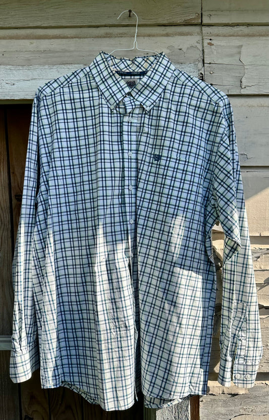Cinch Button Up, Size Large