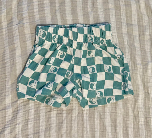 Garanimals Ying-Yang Shorts, Size 3-6 Months